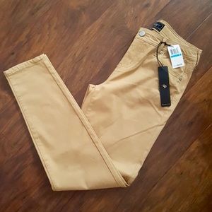 Size 9 Celebrity Pink Skinny Khakis